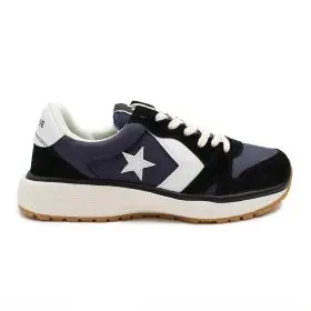 کانورس ران استارترینر طوسی مشکی، یک انتخاب بی‌نظیر و همیشگی برای کسانی است که به دنبال تجربه‌ای از راحتی و سبکی همراه با ظاهری آراسته و مد روز هستند.