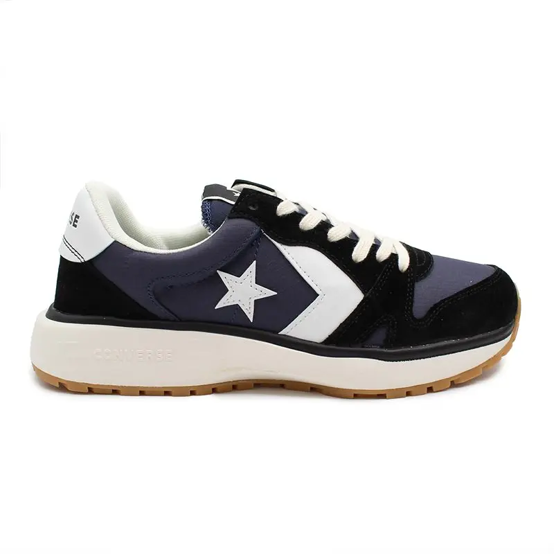 کانورس ران استارترینر طوسی مشکی، یک انتخاب بی‌نظیر و همیشگی برای کسانی است که به دنبال تجربه‌ای از راحتی و سبکی همراه با ظاهری آراسته و مد روز هستند.