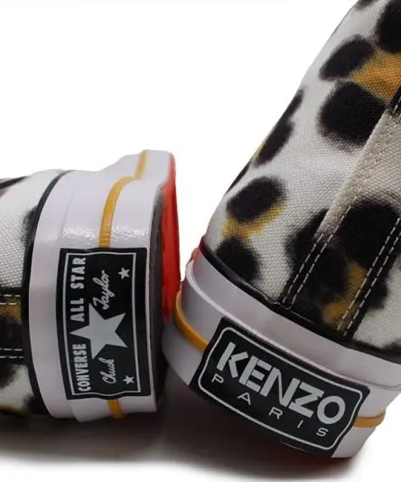 کانورس زنانه