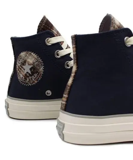 کانورس زنانه