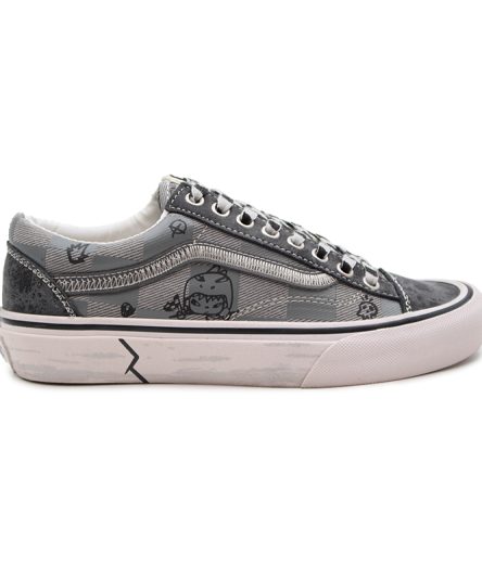 ونس طوسی طرحدار (هیرونو)طوسی، یک کفش اسپرت و خاص است که با ترکیب رنگ طوسی و طرح‌های منحصربه‌فرد، ظاهری جذاب و متفاوت دارد.