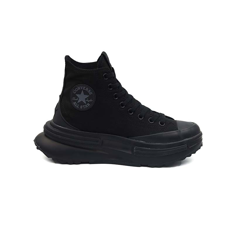 کانورس لگاسی فول مشکی ساق بلند، یکی از مدل‌های مدرن و محبوب برند کانورس میباشد که با طراحی خاص و راحتی بالا، توجه بسیاری را به خود جلب کرده‌اند.