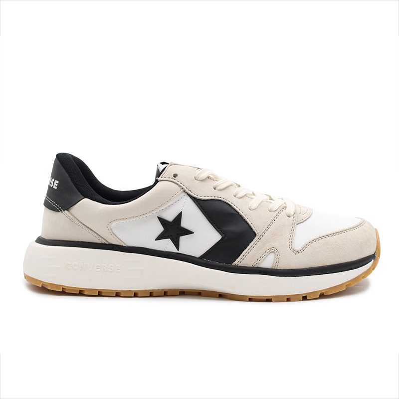 کانورس ران استارترینرسفیدباخط مشکی، یک انتخاب بی‌نظیر برای کسانی است که به دنبال تجربه‌ای از راحتی و سبکی همراه با ظاهری آراسته و مد روز هستند.