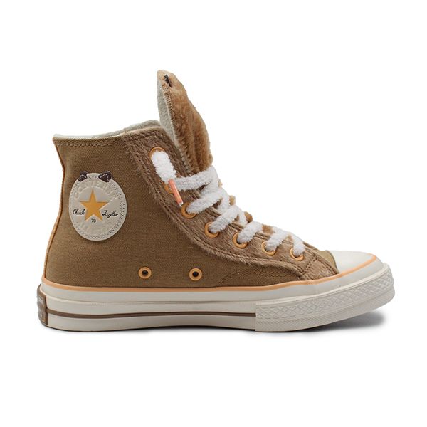 کانورس قهوه ای